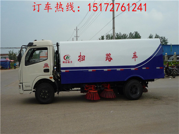 通辽市东风多利卡专用扫地车厂家 通辽市东风多利卡专用扫地车厂家
