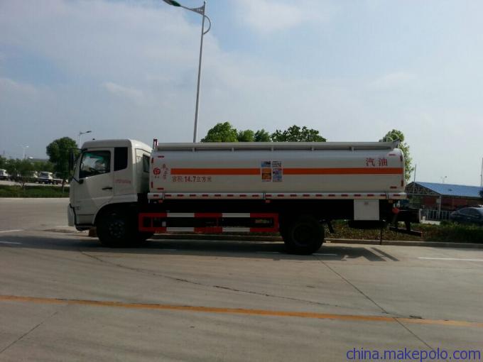 铜仁地区流动东风大型天锦油罐车,油罐车 图片