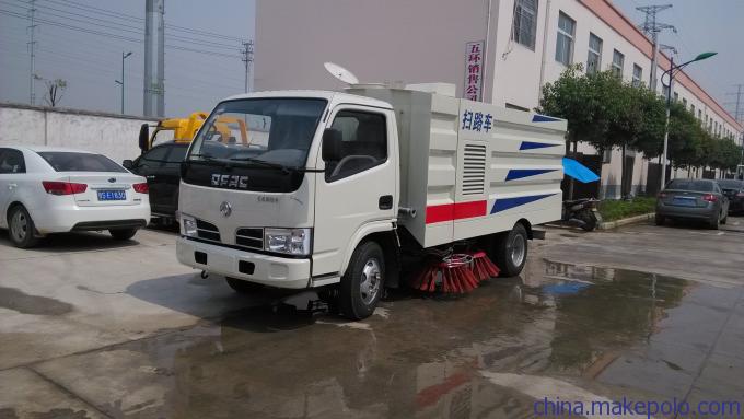 东风清扫车15897608971