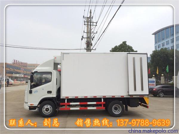 新乡市4米新鲜果肉保温车价格 新乡市4米新鲜果肉保温车价格
