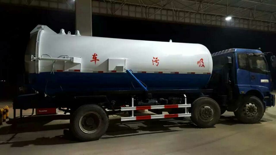 自贡优质3方小型三轮小型抽粪车