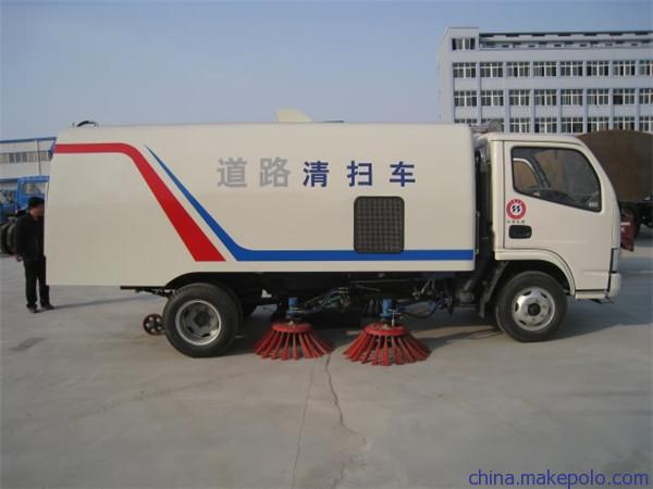 中型8方扫路车批发价格,水泥厂小型扫路车